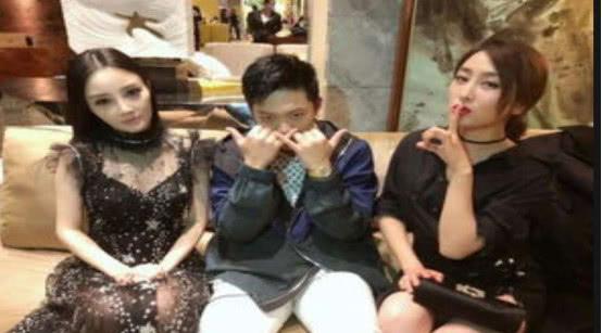 本周娱乐最新吃瓜新闻视频,明星秘闻大揭秘